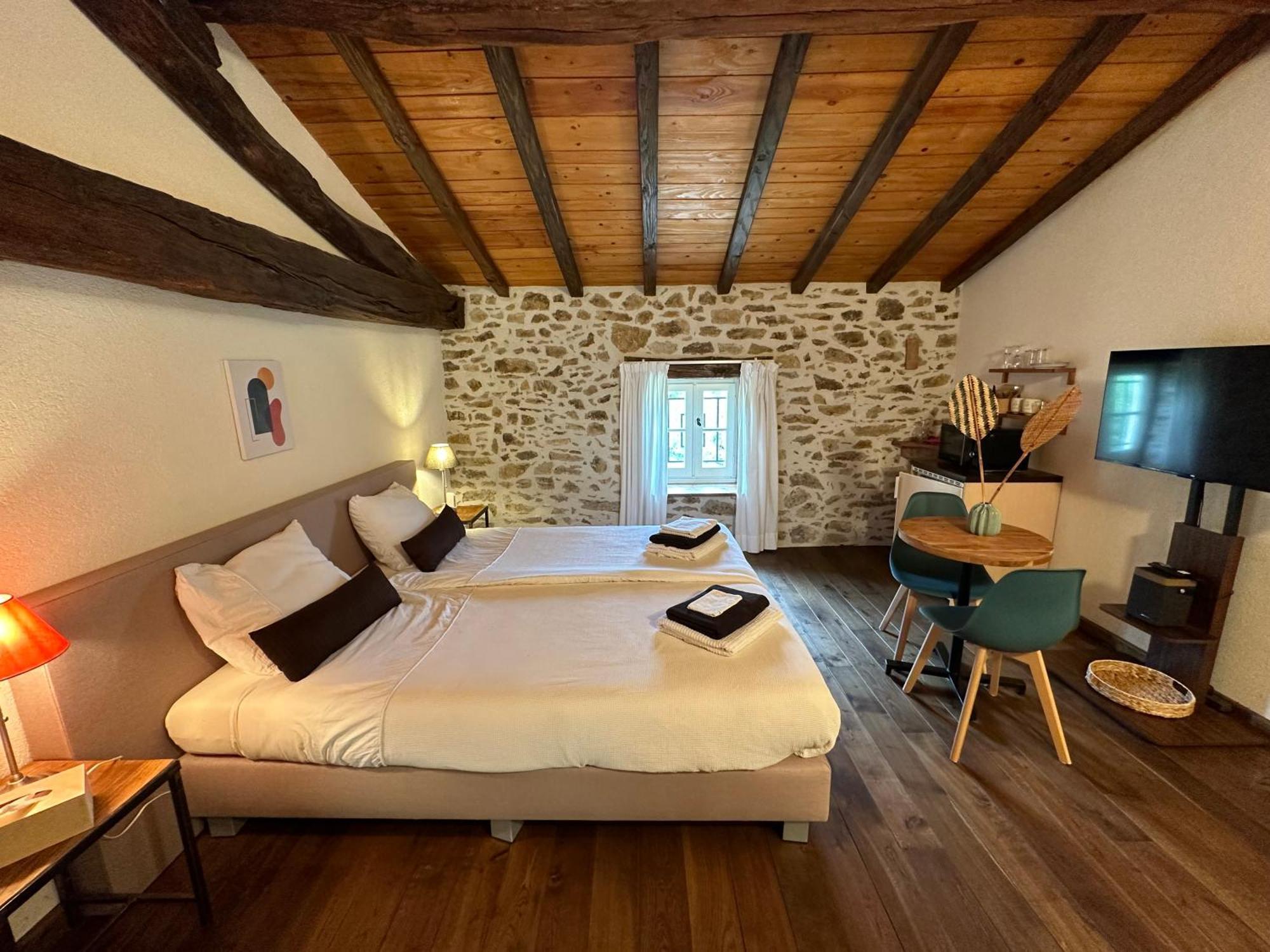 Domaine De Brise Bois - Chambres & Gites Rouzède Buitenkant foto