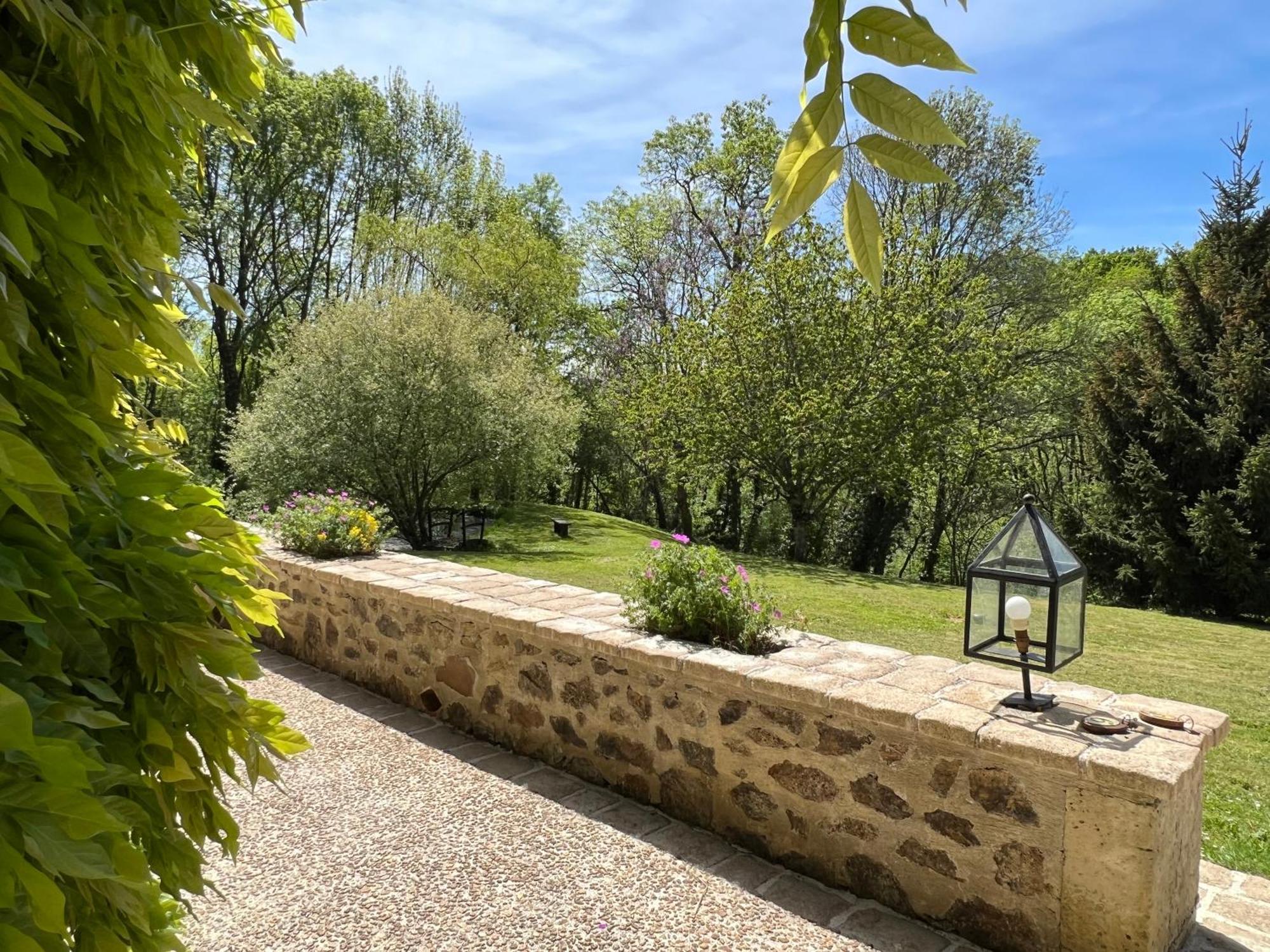 Domaine De Brise Bois - Chambres & Gites Rouzède Buitenkant foto