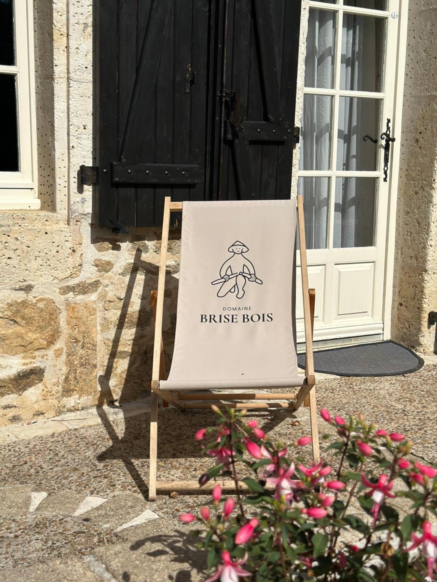 Domaine De Brise Bois - Chambres & Gites Rouzède Buitenkant foto